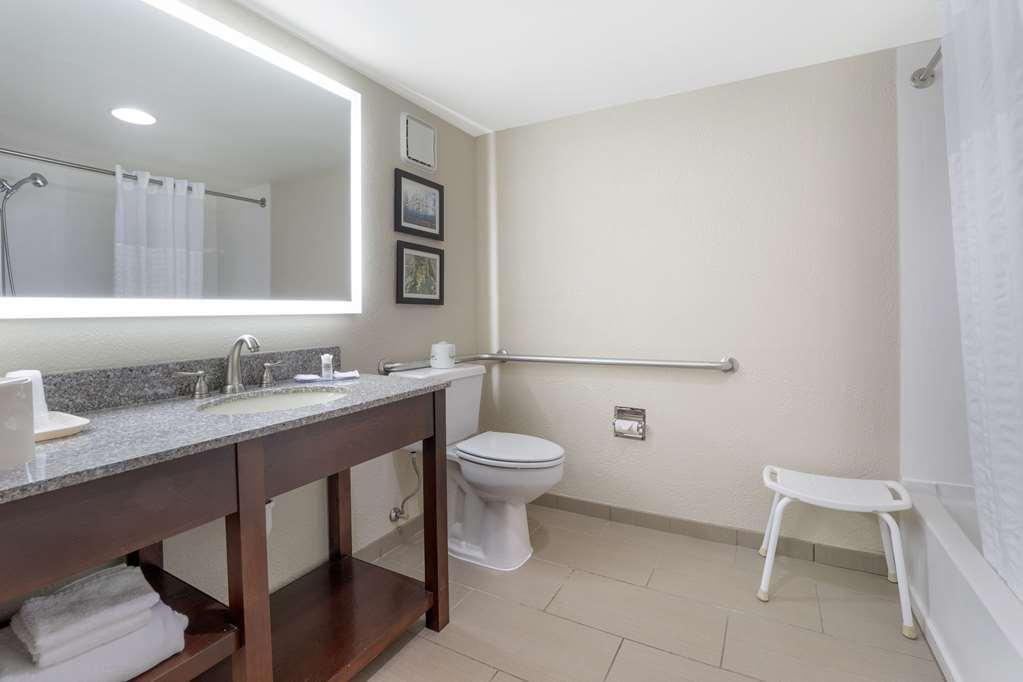 Comfort Inn & Suites Geistown Room photo